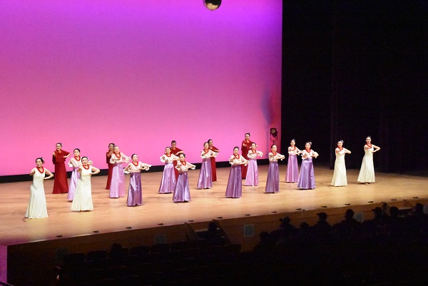 DSC_6429Ka Hura O Na Puakea-1